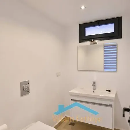 Villa Kybele Oezel Havuzlu Ve Saunali Villa... 페티예
